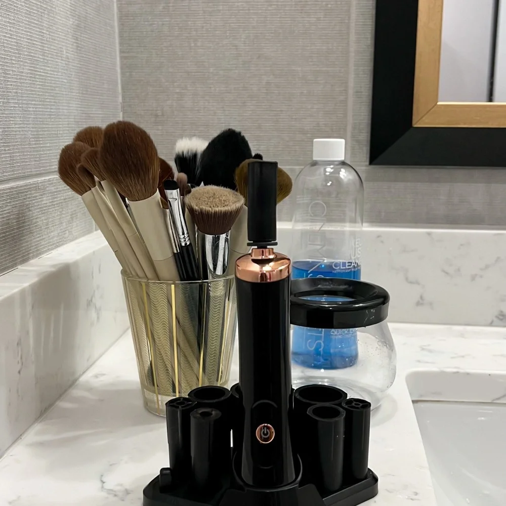 Electric Makeup Brush Cleaner